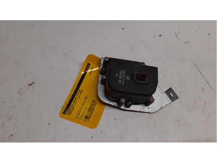 Moteur de vitre de déflecteur