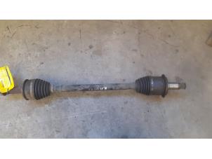 Used Drive shaft, rear right Mercedes Vito (639.6) 2.2 111 CDI 16V Price € 90,75 Inclusive VAT offered by Tijdeman Mercedes Onderdelen