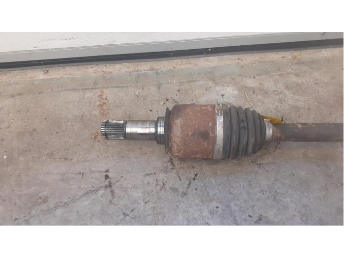 Drive shaft, rear left from a Mercedes-Benz ML I (163) 270 2.7 CDI 20V 2003