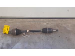 Used Drive shaft, rear left Mercedes ML I (163) 270 2.7 CDI 20V Price on request offered by Tijdeman Mercedes Onderdelen