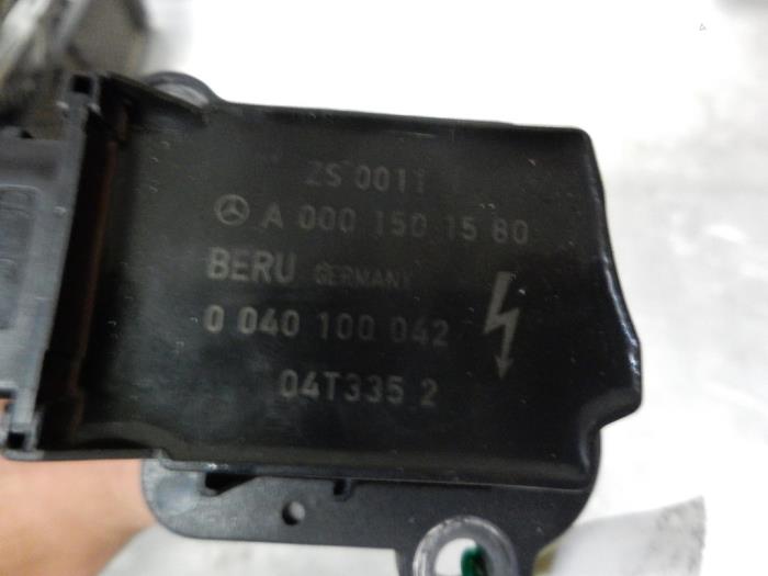 Ignition coil from a Mercedes-Benz C (W203) 1.8 C-200K 16V 2006