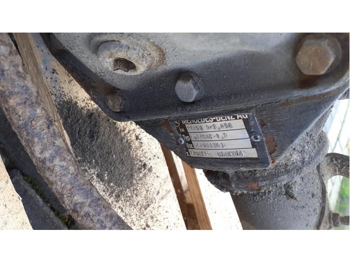 Rear axle + drive shaft Mercedes Sprinter 2t 212D