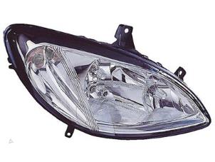 New Headlight, right Mercedes Vito (639.7) 2.2 109 CDI 16V Price € 110,62 Inclusive VAT offered by Tijdeman Mercedes Onderdelen