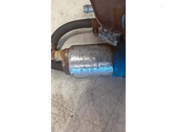 Bomba de gasolina de un Mercedes-Benz SLK (R170) 2.0 200 K 16V 2000