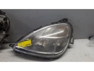 Used Headlight, left Mercedes A (W168) 1.4 A-140 Price on request offered by Tijdeman Mercedes Onderdelen