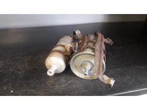 Usados Bomba de gasolina Mercedes SLK (R170) 2.0 200 16V Precio de solicitud ofrecido por Tijdeman Mercedes Onderdelen