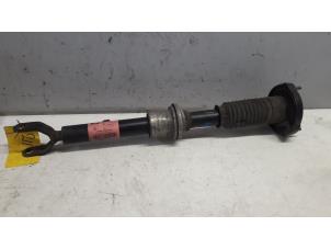 Used Front shock absorber, right Mercedes E Combi (S211) 2.2 E-220 CDI 16V Price € 41,00 Margin scheme offered by Tijdeman Mercedes Onderdelen