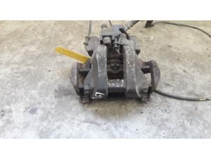 Used Rear brake calliper, right Mercedes E (W211) 2.7 E-270 CDI 20V Price on request offered by Tijdeman Mercedes Onderdelen