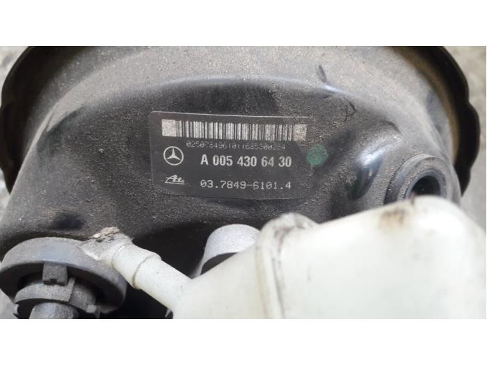 Wspomaganie hamulców z Mercedes-Benz SLK (R171) 1.8 200 K 16V 2006