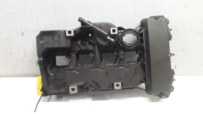 Gebrauchte Ventildeckel Mercedes C Combi (S203) 1.8 C-180K 16V Preis € 70,00 Margenregelung angeboten von Tijdeman Mercedes Onderdelen