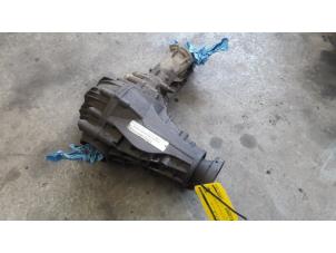 Used Front differential Mercedes ML II (164/4JG) 3.0 ML-280 CDI 4-Matic V6 24V Price on request offered by Tijdeman Mercedes Onderdelen