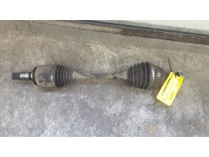 Used Front drive shaft, left Mercedes ML II (164/4JG) 3.0 ML-280 CDI 4-Matic V6 24V Price on request offered by Tijdeman Mercedes Onderdelen