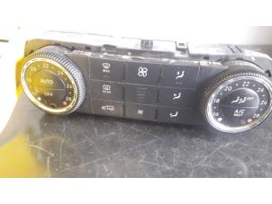 Usados Panel de control de calefacción Mercedes ML II (164/4JG) 3.0 ML-280 CDI 4-Matic V6 24V Precio € 149,00 Norma de margen ofrecido por Tijdeman Mercedes Onderdelen