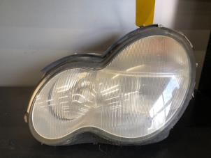 Used Headlight, left Mercedes C Combi (S203) 2.6 C-240 18V Price on request offered by Tijdeman Mercedes Onderdelen