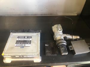 Used Ignition lock + computer Mercedes C Combi (S202) 1.8 C180T 16V Price on request offered by Tijdeman Mercedes Onderdelen