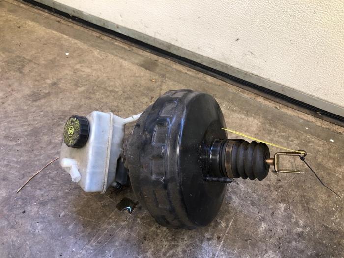 Gebrauchte Bremskraftverstärker Mercedes C Combi (S203) 1.8 C-180K 16V Preis auf Anfrage angeboten von Tijdeman Mercedes Onderdelen