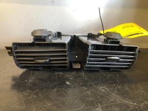 Used Dashboard vent Mercedes A (W168) 1.4 A-140 Price on request offered by Tijdeman Mercedes Onderdelen