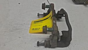 Used Rear brake calliperholder, right Mercedes Vito (639.7) Price € 30,25 Inclusive VAT offered by Tijdeman Mercedes Onderdelen