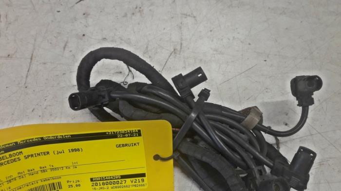 Begagnade Kablage Mercedes Sprinter 2t (901/902) 210D Pris € 30,25 Inklusive moms erbjuds av Tijdeman Mercedes Onderdelen