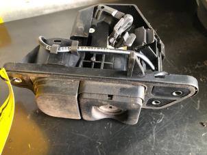 Used Tailgate lock mechanism Mercedes S (W220) 3.2 S-320 CDI 24V Price on request offered by Tijdeman Mercedes Onderdelen