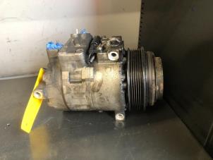 Used Air conditioning pump Mercedes CLK (R208) 2.3 230K 16V Price on request offered by Tijdeman Mercedes Onderdelen
