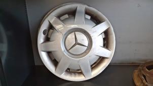 Gebrauchte Radkappe Mercedes C (W204) 2.2 C-200 CDI 16V Preis auf Anfrage angeboten von Tijdeman Mercedes Onderdelen