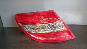 Used Taillight, left Mercedes C (W204) 2.2 C-200 CDI 16V Price on request offered by Tijdeman Mercedes Onderdelen