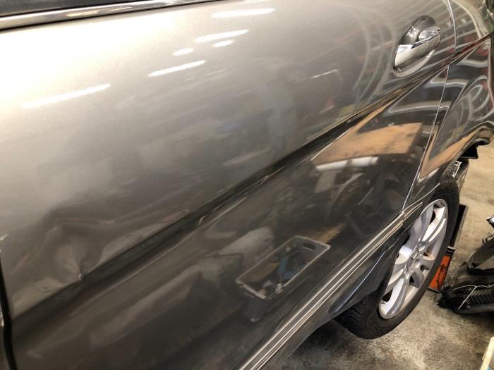 Tür 4-türig links hinten van een Mercedes-Benz B (W245) 2.0 B-200 CDI 16V 2008