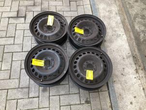 Used Set of wheels Mercedes C (W204) 2.2 C-200 CDI 16V Price on request offered by Tijdeman Mercedes Onderdelen