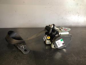 Used Rear seatbelt, right Mercedes A (W169) 2.0 A-160 CDI 16V Price on request offered by Tijdeman Mercedes Onderdelen
