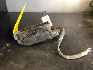 Used ABS connector Mercedes C Combi (S203) 2.2 C-220 CDI 16V Price on request offered by Tijdeman Mercedes Onderdelen