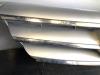Grill van een Mercedes-Benz B (W245) 2.0 B-200 CDI 16V 2008