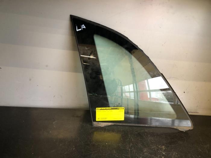 Dreieckfenster links hinten van een Mercedes-Benz B (W245) 2.0 B-200 CDI 16V 2008