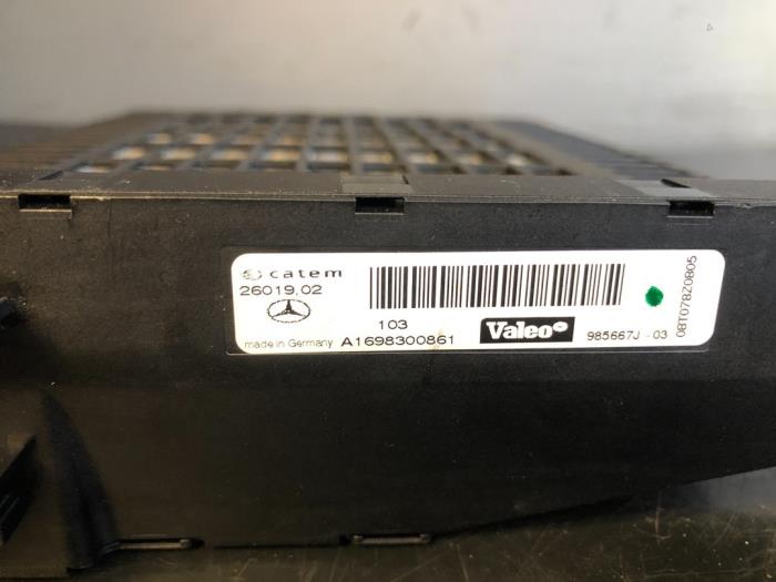 Heizung Heizelement van een Mercedes-Benz B (W245) 2.0 B-200 CDI 16V 2008