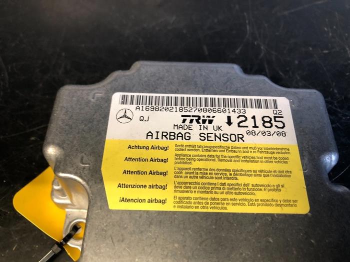 Airbag Modul van een Mercedes-Benz B (W245) 2.0 B-200 CDI 16V 2008