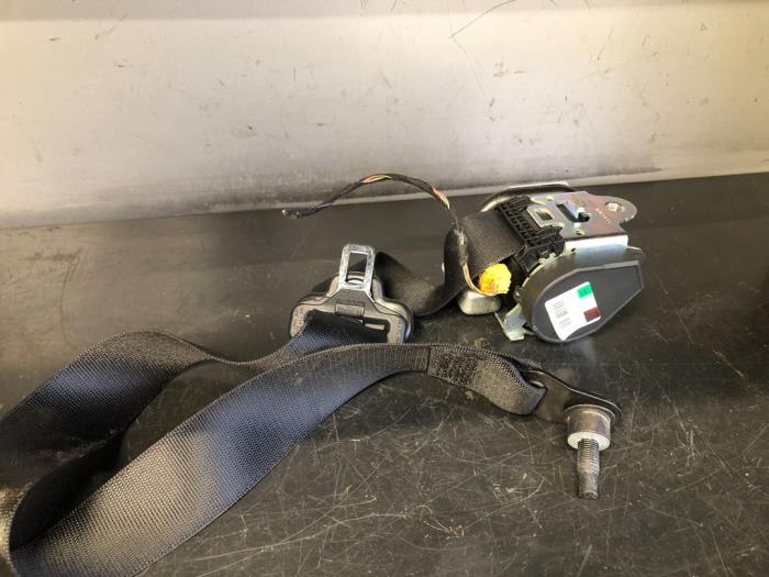 Sicherheitsgurt rechts vorne van een Mercedes-Benz B (W245) 2.0 B-200 CDI 16V 2008