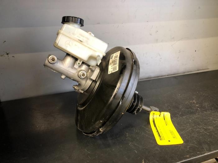 Bremskraftverstärker van een Mercedes-Benz B (W245) 2.0 B-200 CDI 16V 2008