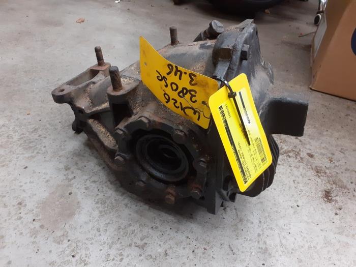Gebrauchte Differential hinten Mercedes S (W116) 450 SE Preis auf Anfrage angeboten von Tijdeman Mercedes Onderdelen