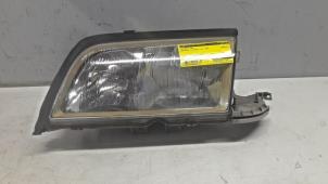 Used Headlight, left Mercedes C Combi (S202) 2.5 C-250 TDT 20V Price € 42,00 Margin scheme offered by Tijdeman Mercedes Onderdelen