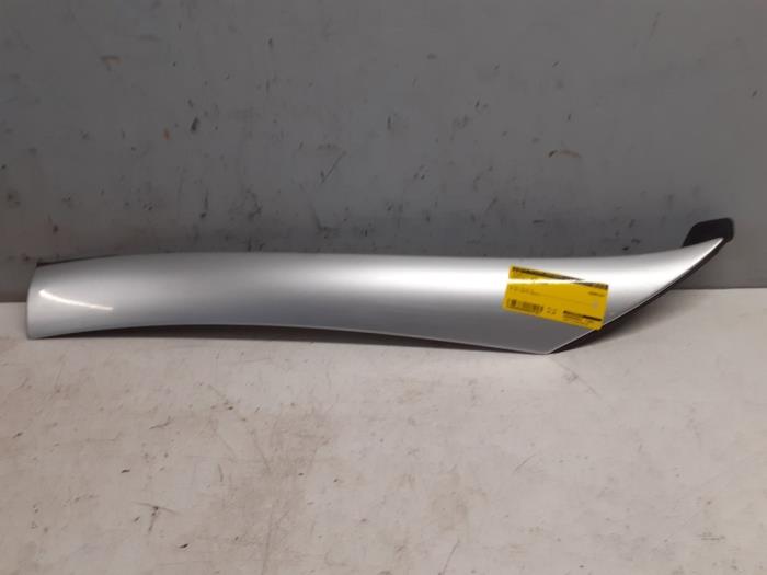 Gebrauchte Windschutzscheibe blende Mercedes SLK (R171) 1.8 200 K 16V Preis € 45,00 Margenregelung angeboten von Tijdeman Mercedes Onderdelen