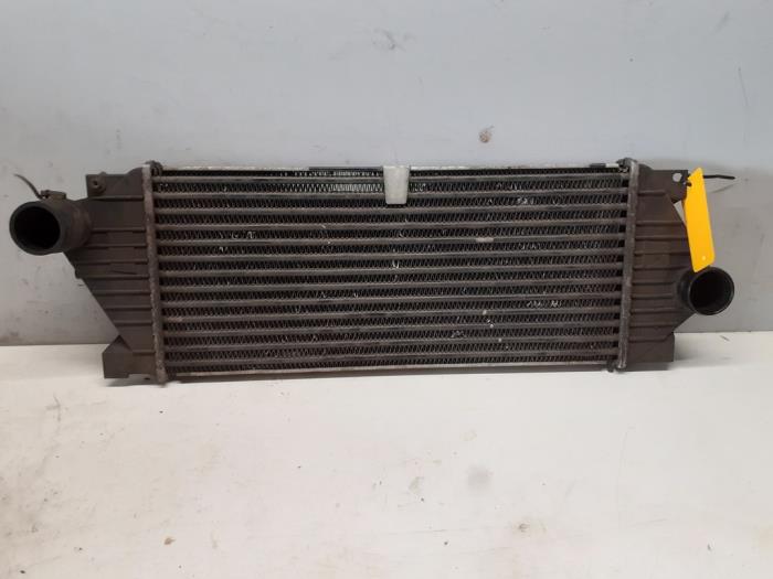 Usados Intercooler Mercedes ML I (163) 270 2.7 CDI 20V Precio € 49,00 Norma de margen ofrecido por Tijdeman Mercedes Onderdelen