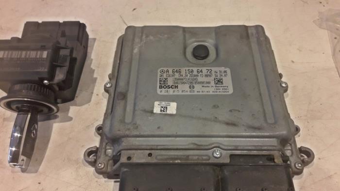 Used Ignition lock + computer Mercedes Sprinter 3,5t (906.63) 209 CDI 16V Price € 363,00 Inclusive VAT offered by Tijdeman Mercedes Onderdelen