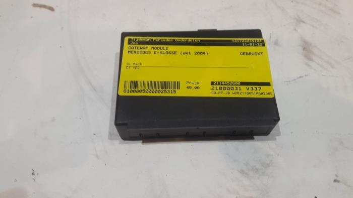 Używane Modul gateway Mercedes E (W211) 3.2 E-320 V6 18V Cena € 39,99 Procedura marży oferowane przez Tijdeman Mercedes Onderdelen