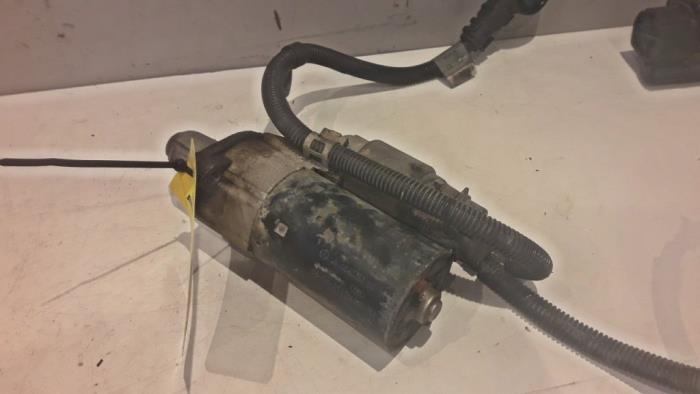 Gebrauchte Anlasser Mercedes E (W211) 3.2 E-320 V6 18V Preis € 50,00 Margenregelung angeboten von Tijdeman Mercedes Onderdelen