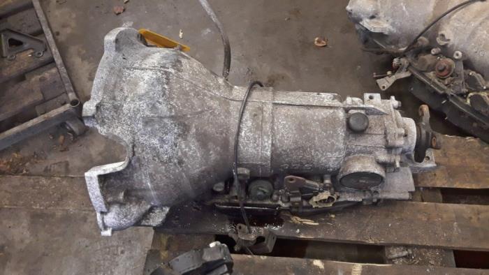 Gearbox from a Mercedes-Benz S (W126) 380 SE,SEL 1984