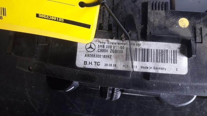 Panel de control de calefacción de un Mercedes-Benz Sprinter 3,5t (906.13/906.23) 209 CDI 16V 2007
