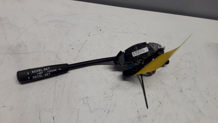 Commande régulateur de vitesse