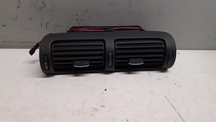 Dashboard vents with part number A2038300354 stock