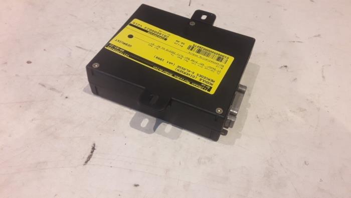 Module (miscellaneous) from a Mercedes-Benz S (W220) 3.2 S-320 18V 1998