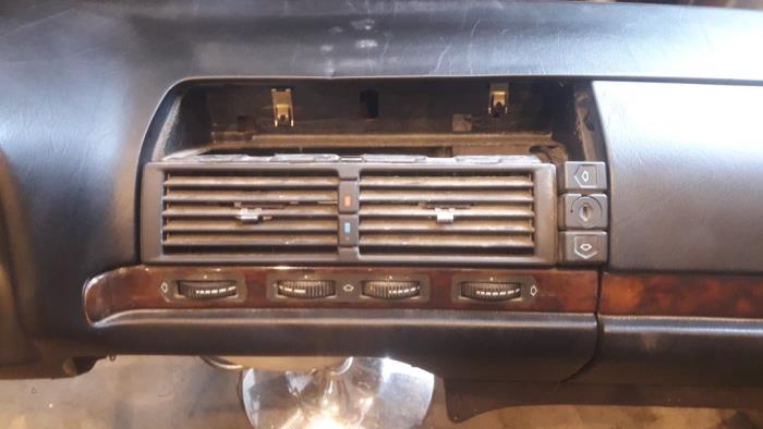 Używane Panel Mercedes S (W140) 3.2 300 SE,SEL 24V (S320) Cena na żądanie oferowane przez Tijdeman Mercedes Onderdelen